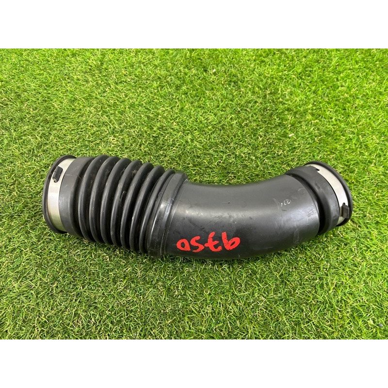 Патрубок воздушного фильтра (впускная система) Jeep Grand Cherokee WK2 2014 3.0 Diesel EXF 68202826AA