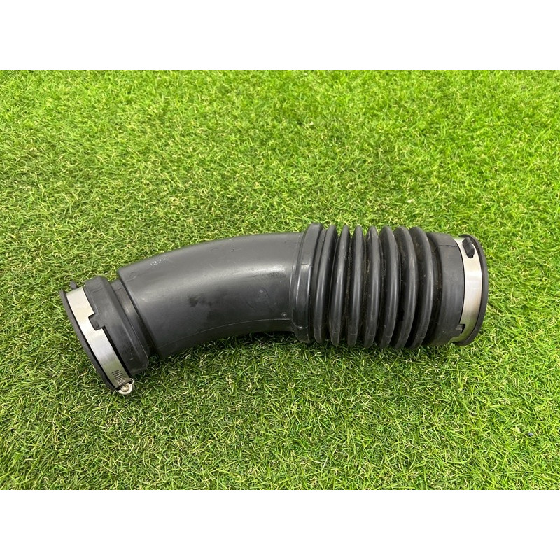 Патрубок воздушного фильтра (впускная система) Jeep Grand Cherokee WK2 2014 3.0 Diesel EXF 68202826AA