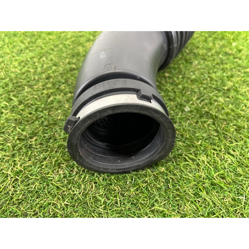 Патрубок воздушного фильтра (впускная система) Jeep Grand Cherokee WK2 2014 3.0 Diesel EXF 68202826AA