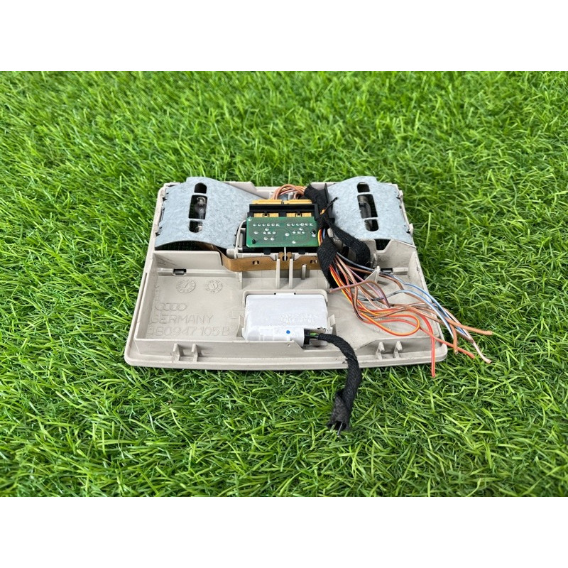 Плафон салона (салон) AUDI A6 C5 2001 2.5 AKE 4B0947105B