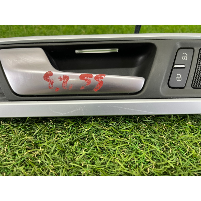 Ручка двери внутренняя (салон) Volkswagen Touareg NF 2012 3.6 CGRA 7P6867469BOUM