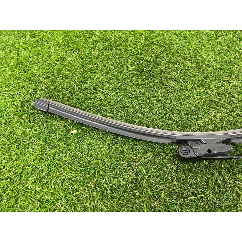 Поводок дворника (кузов и элементы) Jeep Grand Cherokee WK2 2020 3.6 68301829AA