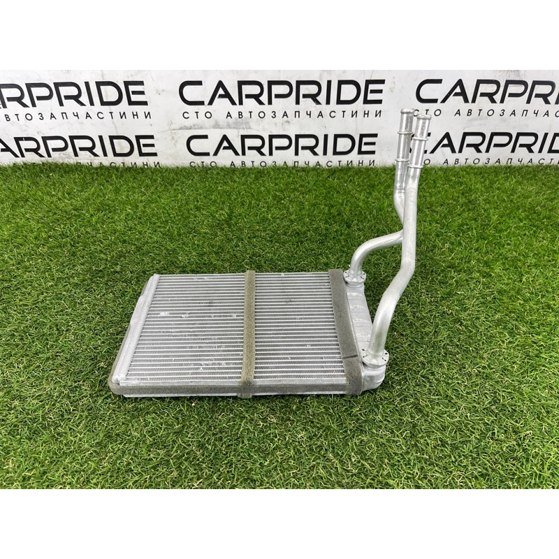 Радиатор печки (отопление и кондиционирование) Jeep Grand Cherokee WK2 2020 3.6 68079484AA