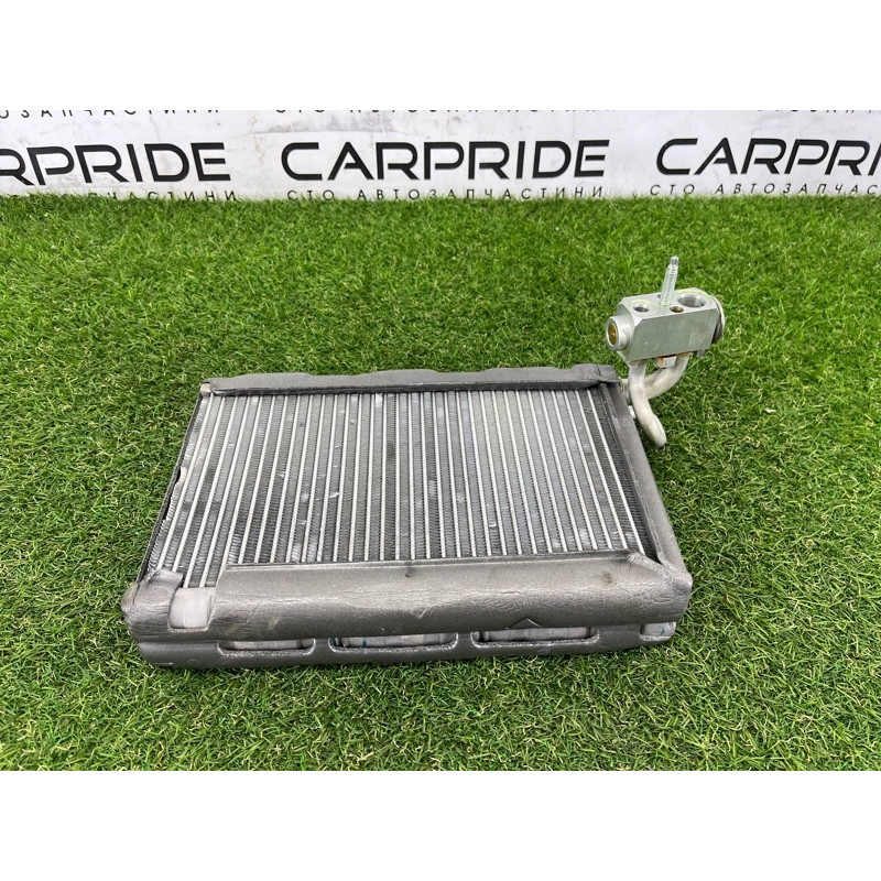 Испаритель кондиционера (отопление и кондиционирование) Jeep Grand Cherokee WK2 2017 68267079AA