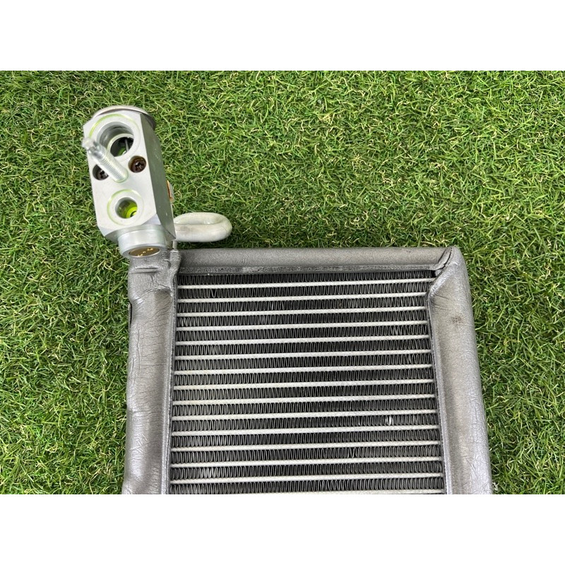 Испаритель кондиционера (отопление и кондиционирование) Jeep Grand Cherokee WK2 2017 68267079AA