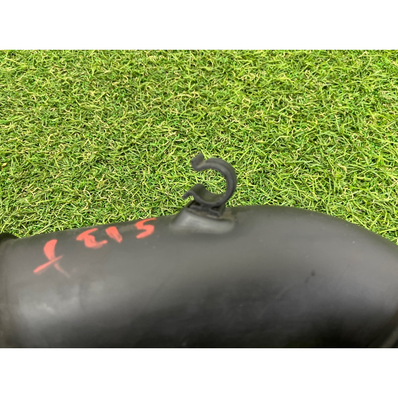 Патрубок воздушного фильтра (впускная система) Volkswagen Touareg NF 2011 3.0 TDI 7P0129627E