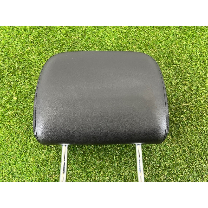 Подголовник (салон) Volkswagen Touareg NF 2011 3.0 TDI 7P6881903KHON