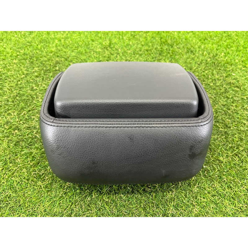 Подголовник (салон) Volkswagen Touareg NF 2011 3.0 TDI 7P6881903KHON