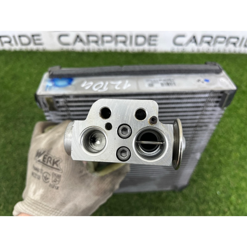 Испаритель кондиционера (отопление и кондиционирование) Volkswagen Touareg NF 2012 3.6 CGRA 7P0820101B