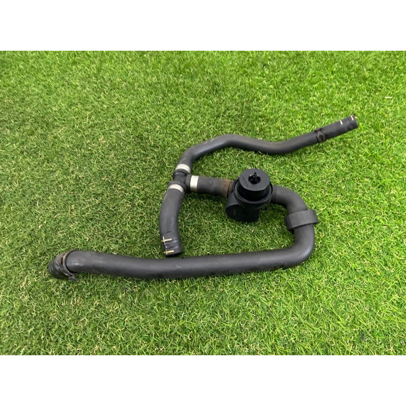 Клапан системы охлаждения (электрика / кнопки) Volkswagen Touareg NF 2012 3.6 CGRA 7P0122049H