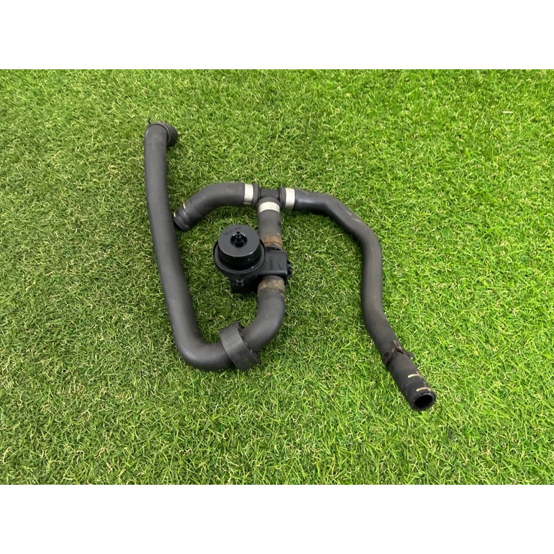 Клапан системы охлаждения (электрика / кнопки) Volkswagen Touareg NF 2012 3.6 CGRA 7P0122049H