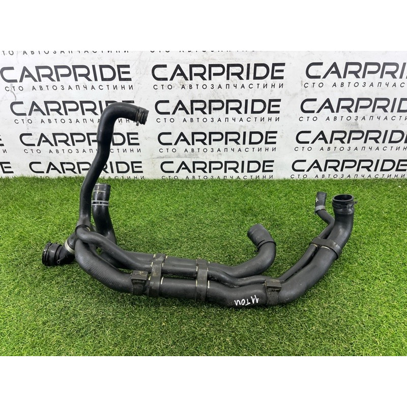 Патрубок (система охлаждения) Volkswagen Touareg NF 2013 3.6 7P6122101M