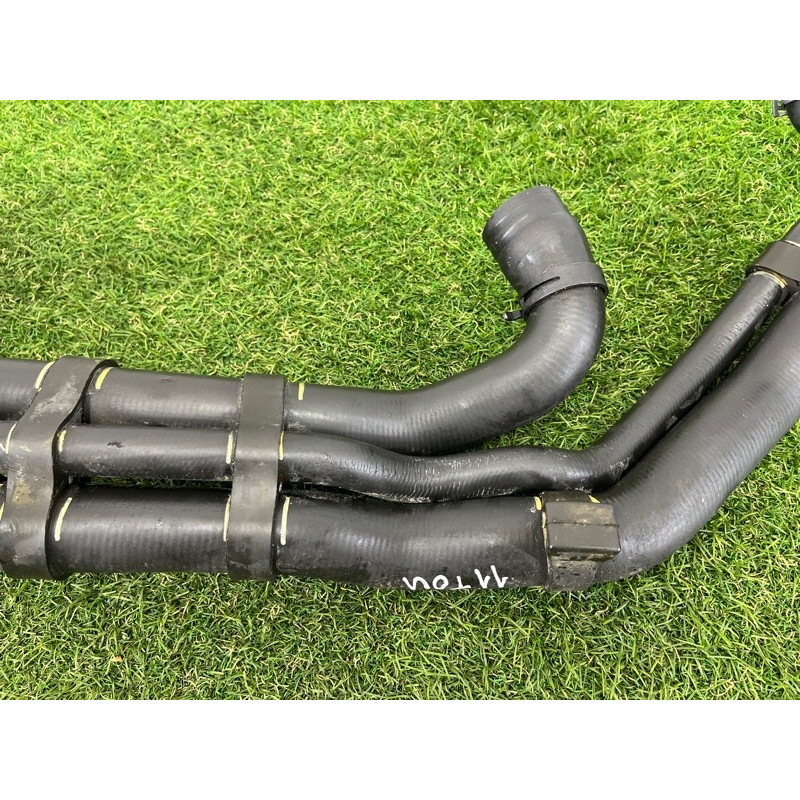 Патрубок (система охлаждения) Volkswagen Touareg NF 2013 3.6 7P6122101M