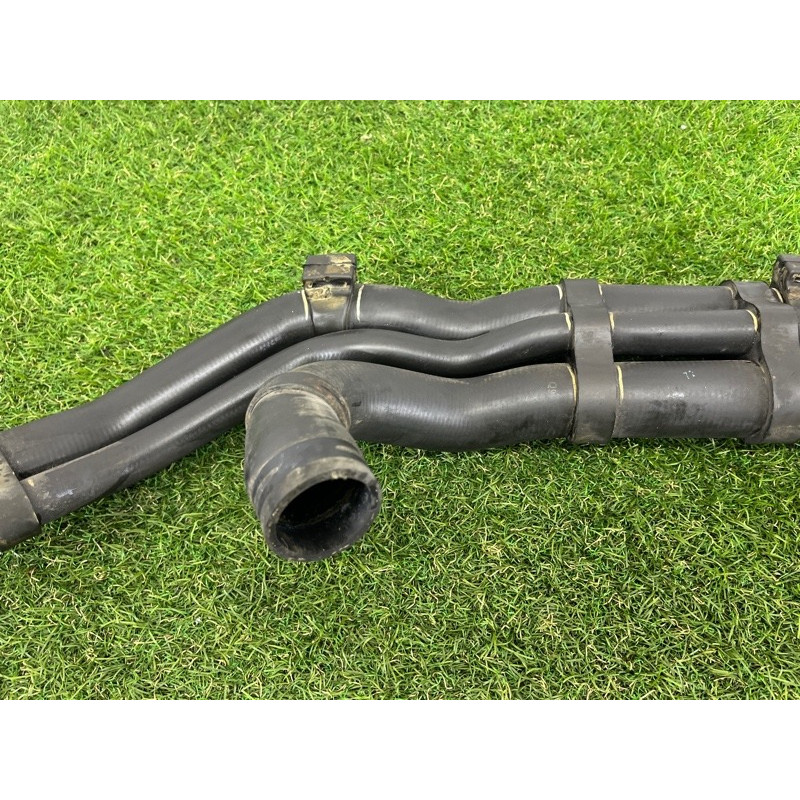 Патрубок (система охлаждения) Volkswagen Touareg NF 2012 3.6 CGRA 7P6122101M