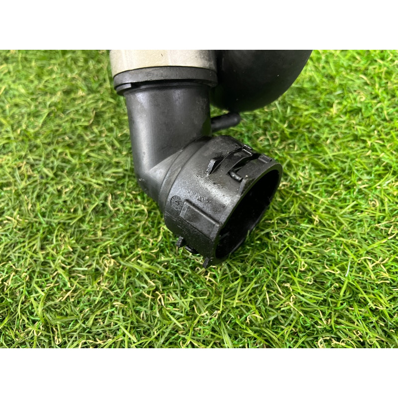 Патрубок (система охлаждения) Volkswagen Touareg NF 2012 3.6 CGRA 7P6122101M