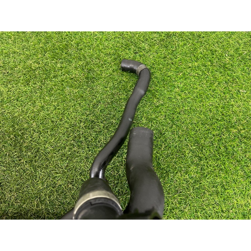 Патрубок (система охлаждения) Volkswagen Touareg NF 2012 3.6 CGRA 7P6122101M