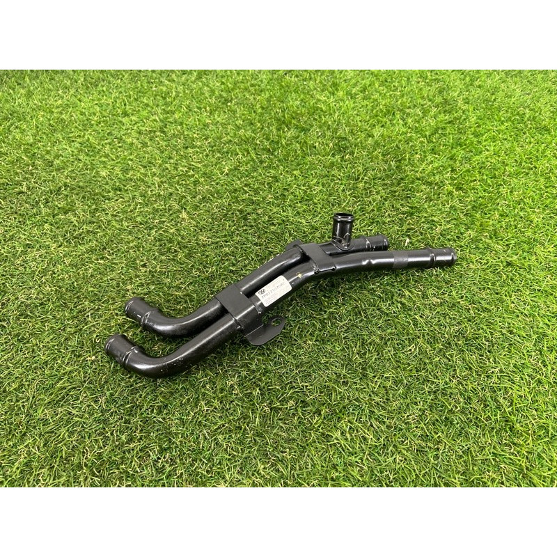 Трубка системы охлаждения (система охлаждения) Volkswagen Touareg NF 2012 3.6 CGRA 7P0121065L