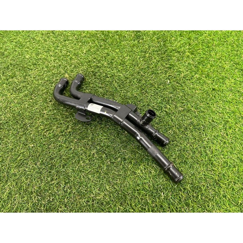 Трубка системы охлаждения (система охлаждения) Volkswagen Touareg NF 2012 3.6 CGRA 7P0121065L