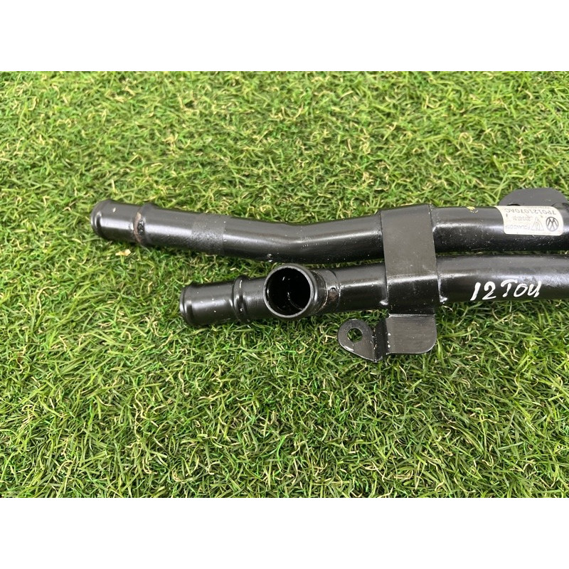 Трубка системы охлаждения (система охлаждения) Volkswagen Touareg NF 2012 3.6 CGRA 7P0121065L