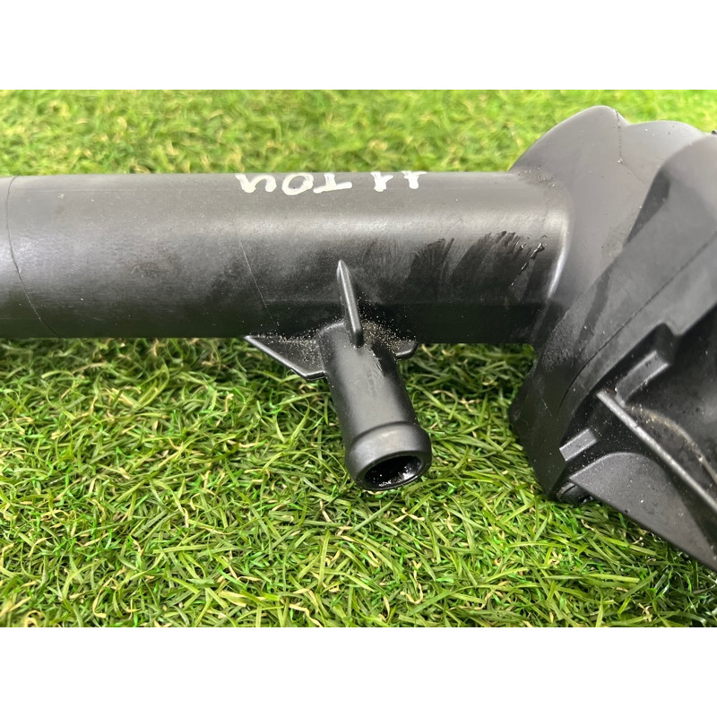 Трубка системы охлаждения (система охлаждения) Volkswagen Touareg NF 2013 3.6 03H121117B