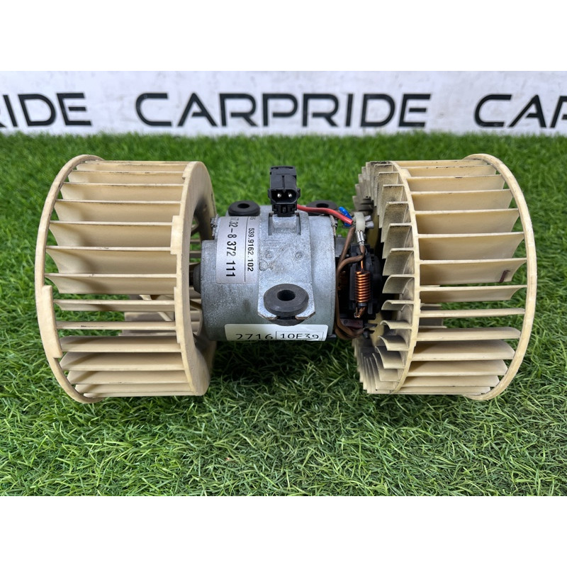 Мотор печки (отопление и кондиционирование) BMW 5-series E39 67328372111