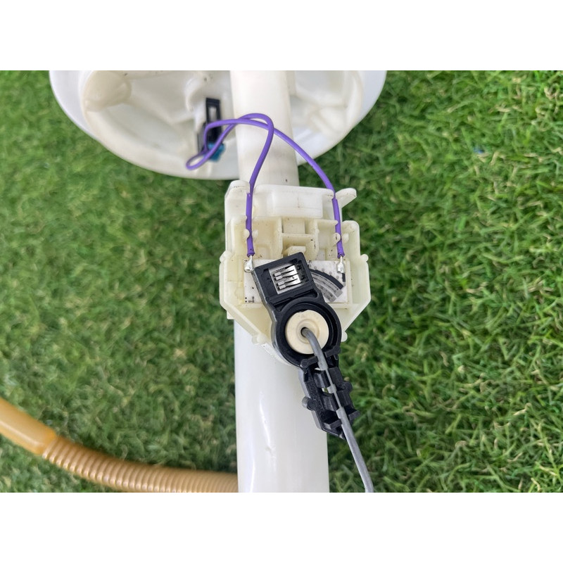 Датчик уровня топлива (электрика / датчики) Jeep Grand Cherokee WK2 2020 3.6 68477869AB