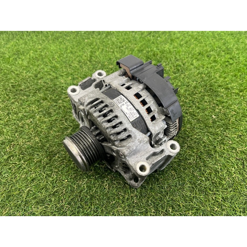 Генератор (электрика) AUDI A4 B9 2017 2.0 DBPA 06L903024J