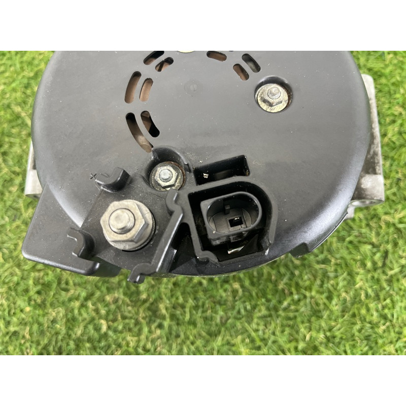 Генератор (электрика) AUDI A4 B9 2017 2.0 DBPA 06L903024J