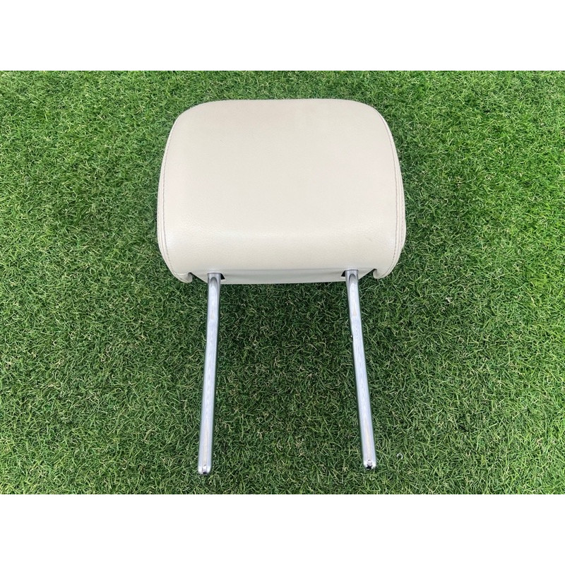 Подголовник (салон) Volkswagen Touareg NF 2012 3.6 CGRA 7P6881903KOFG