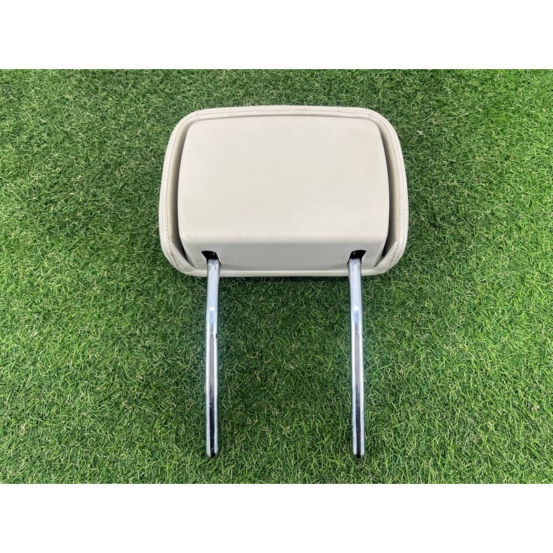 Подголовник (салон) Volkswagen Touareg NF 2012 3.6 CGRA 7P6881903KOFG