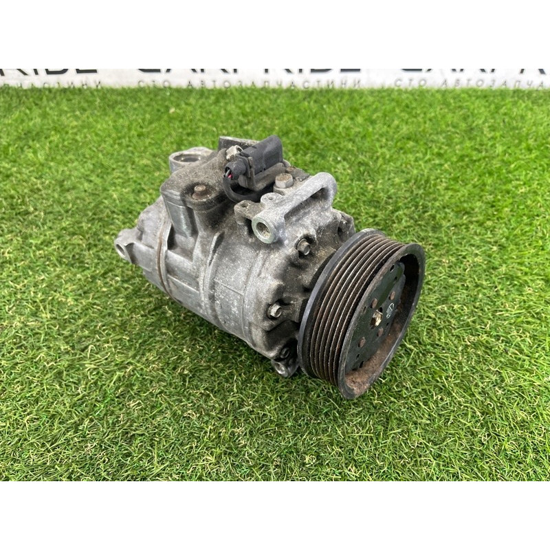 Компрессор кондиционера (отопление и кондиционирование) Volkswagen Touareg NF 2012 3.6 CGRA 7P0820803E