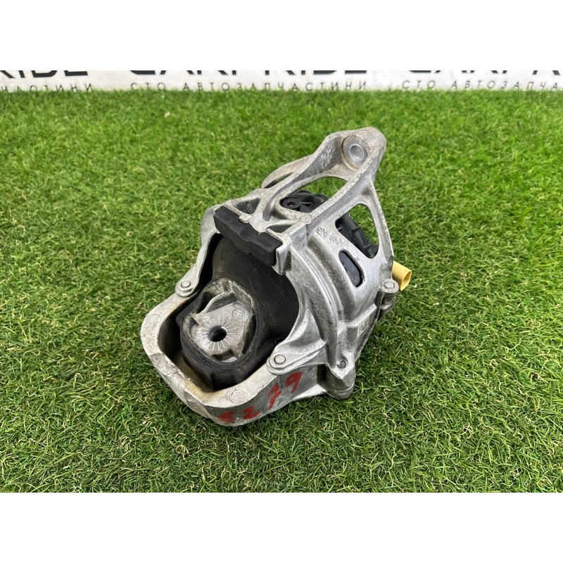 Подушка двигателя (двигатель и элементы) AUDI SQ5 FY 2018 3.0 CWGD 4M0199372FG