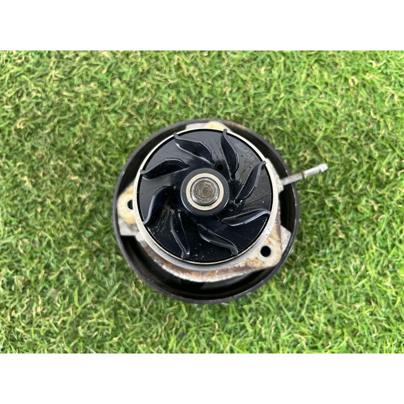 Помпа (система охлаждения) Volkswagen Touareg NF 2012 3.6 CGRA 03H121008H