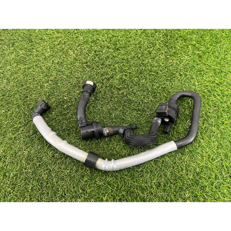 Клапан вентиляции топливного бака (топливная система) Volkswagen Touareg NF 2013 3.6 7P6133352C