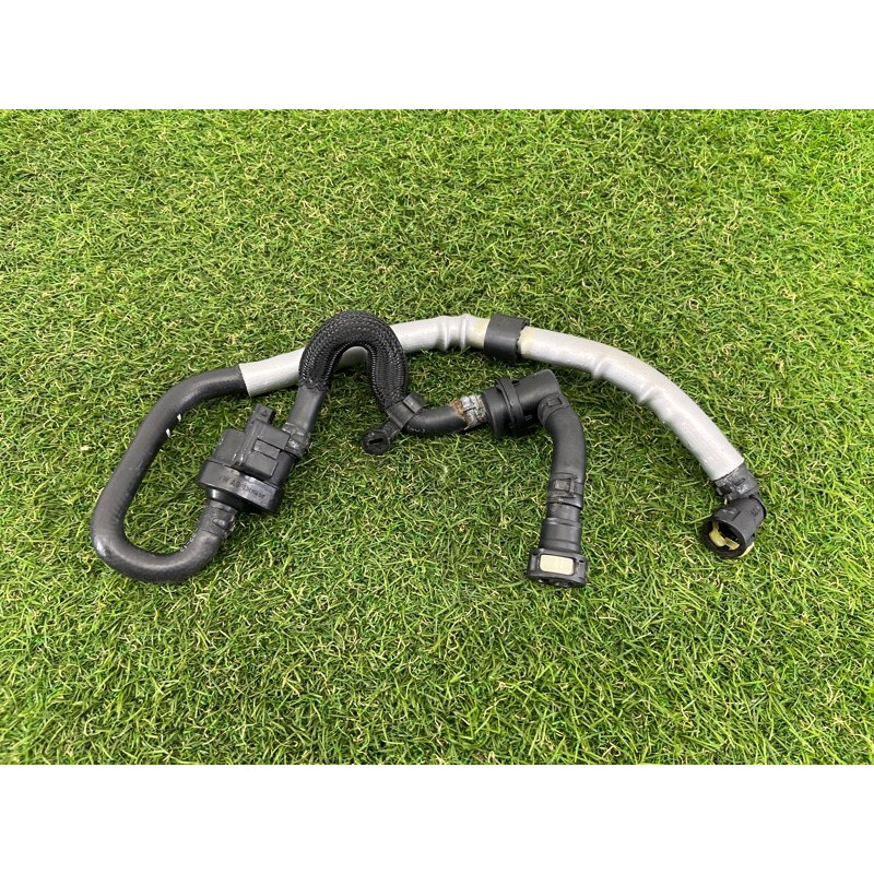 Клапан вентиляции топливного бака (топливная система) Volkswagen Touareg NF 2013 3.6 7P6133352C