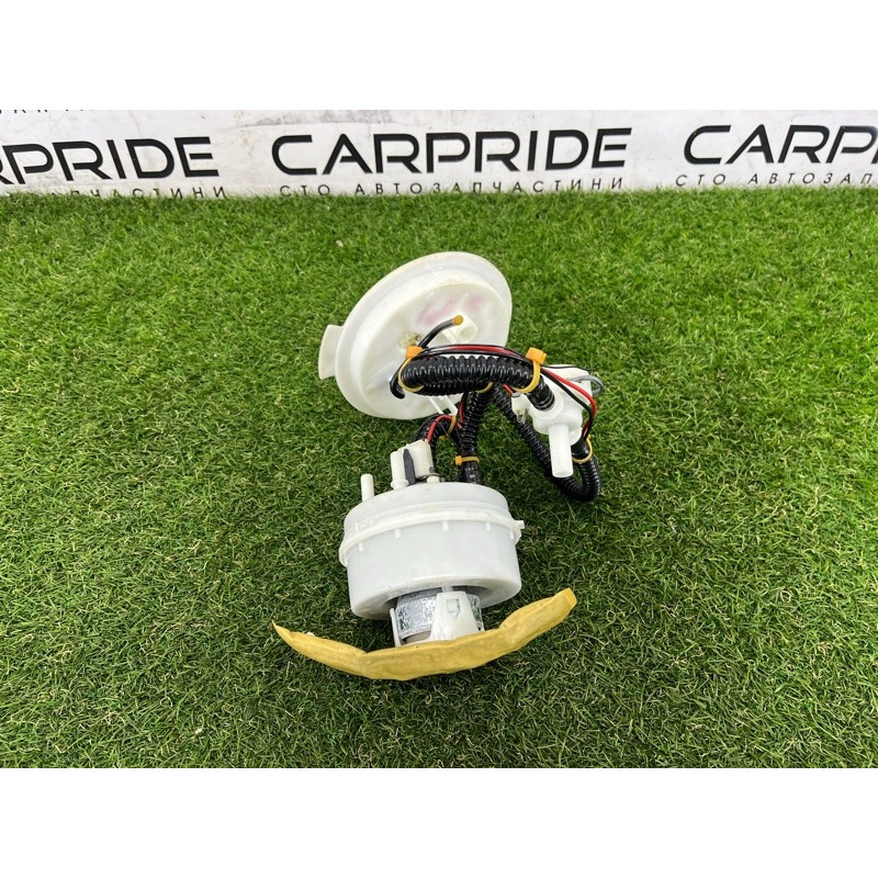 Топливный насос (топливная система) BMW 5-series Gran Turismo F07 2011 3.0 N55B30 16117341301