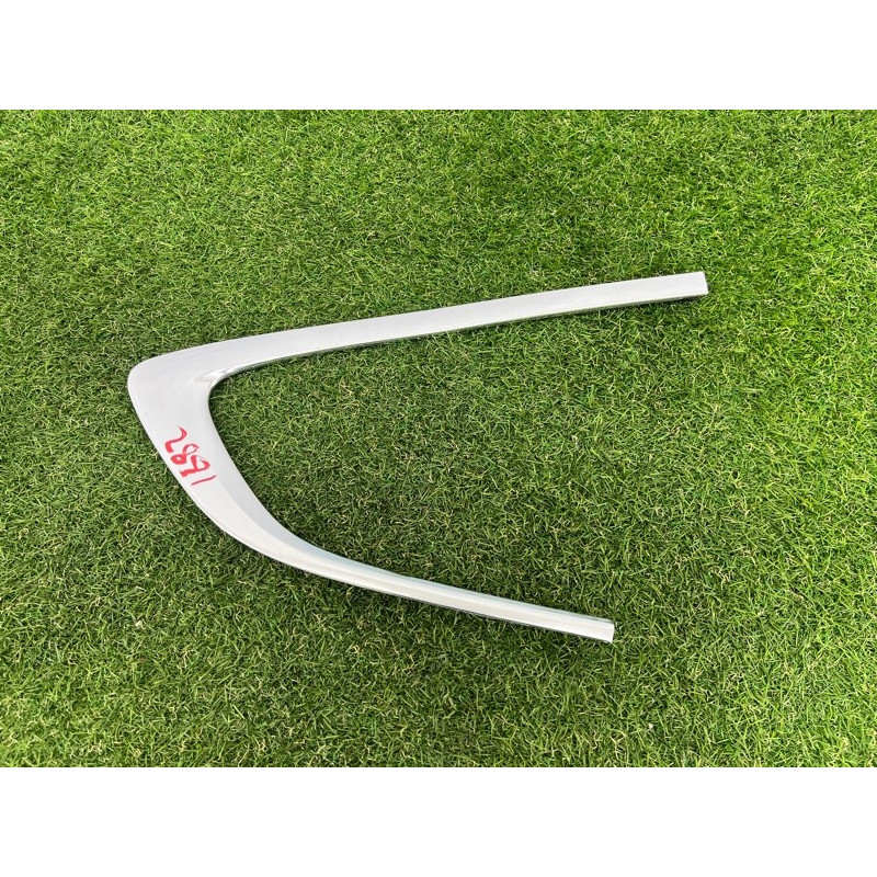 Молдинг стекла (кузов и элементы) BMW 5-series Gran Turismo F07 2011 3.0 N55B30 51357196418