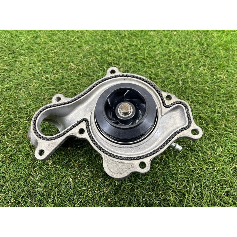 Помпа (система охлаждения) AUDI SQ5 FY 2018 3.0 CWGD 06M121013D