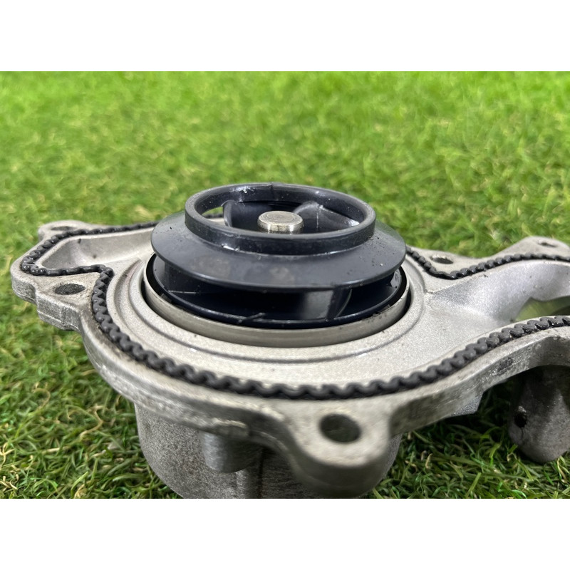 Помпа (система охлаждения) AUDI SQ5 FY 2018 3.0 CWGD 06M121013D