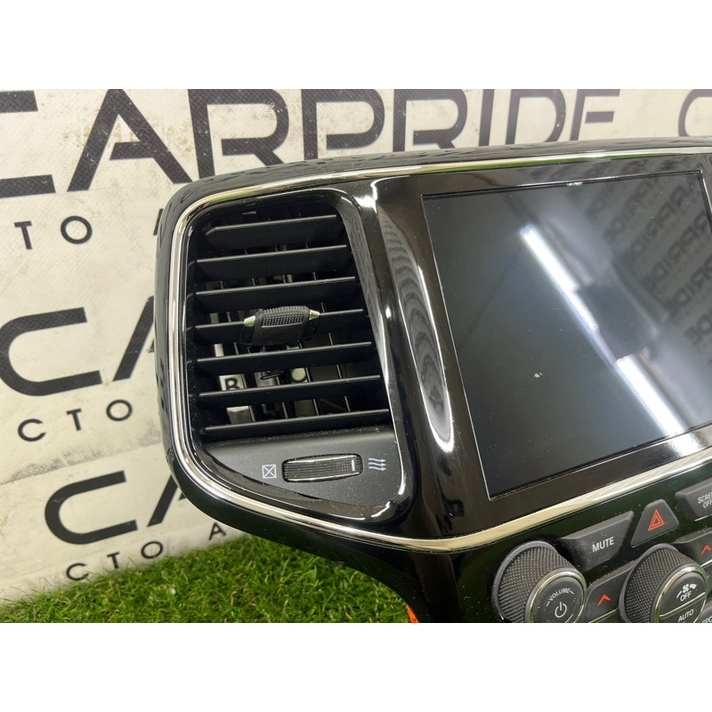 Монитор (электрика) Jeep Grand Cherokee WK2 2020 3.6 68456747AB