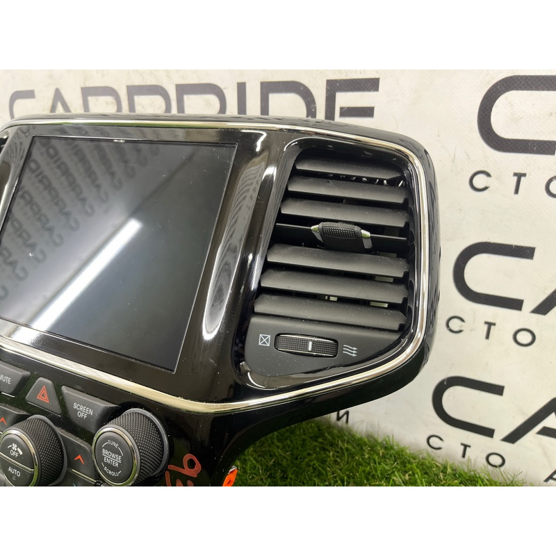 Монитор (электрика) Jeep Grand Cherokee WK2 2020 3.6 68456747AB