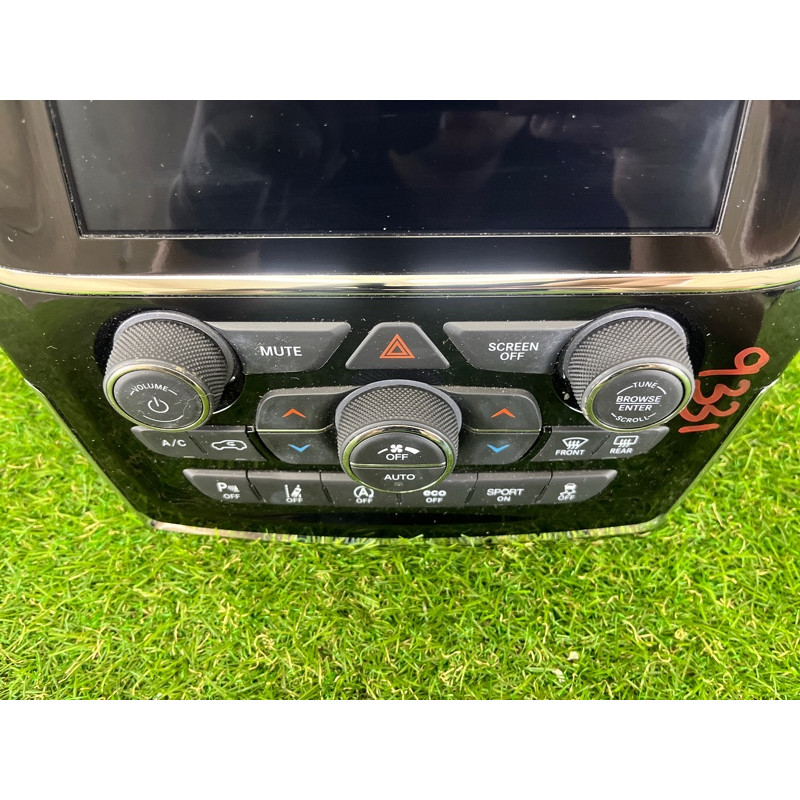 Монитор (электрика) Jeep Grand Cherokee WK2 2020 3.6 68456747AB