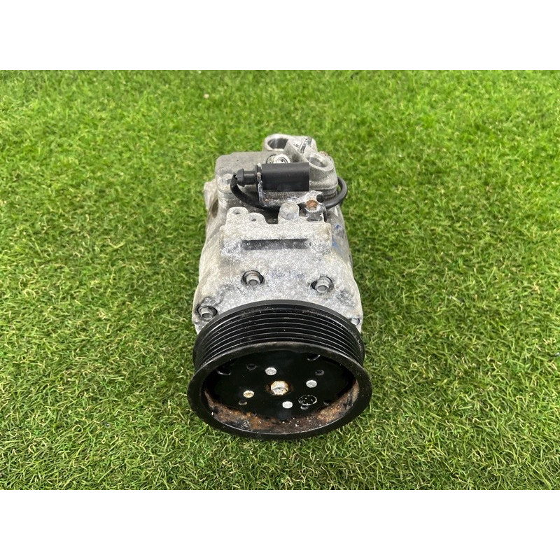 Компрессор кондиционера (отопление и кондиционирование) Volkswagen Touareg NF 2013 3.6 7P0820803E