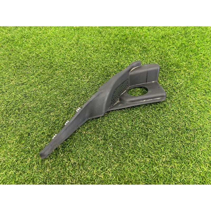 Накладка на жабо (кузов і елементи) Jeep Grand Cherokee WK2 2020 3.6 55112951AC