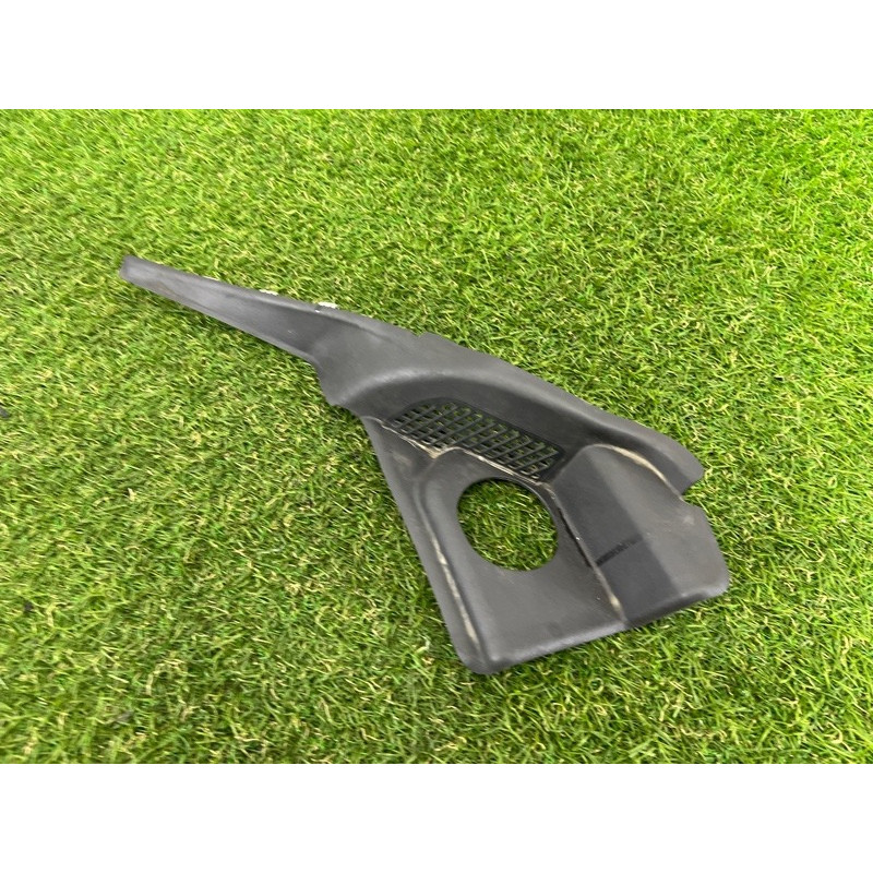Накладка на жабо (кузов і елементи) Jeep Grand Cherokee WK2 2020 3.6 55112951AC