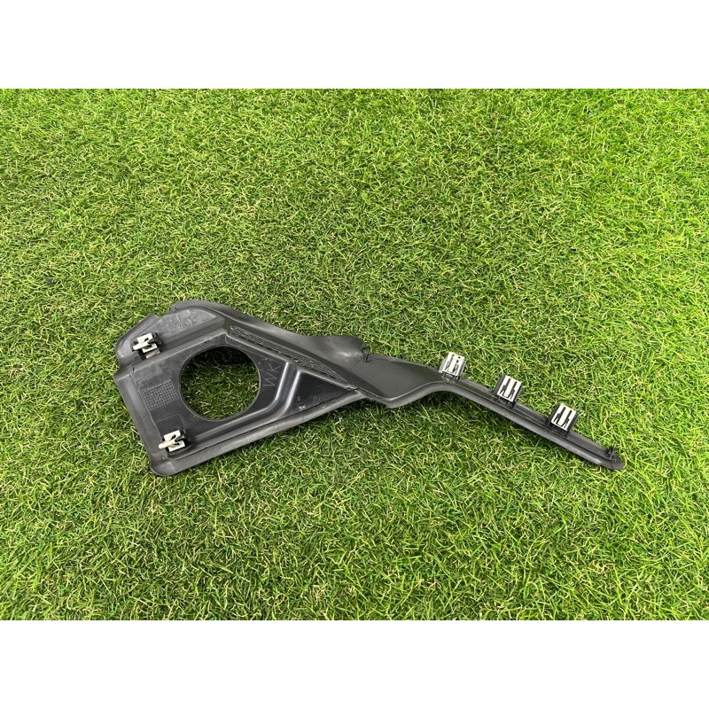 Накладка на жабо (кузов і елементи) Jeep Grand Cherokee WK2 2020 3.6 55112951AC