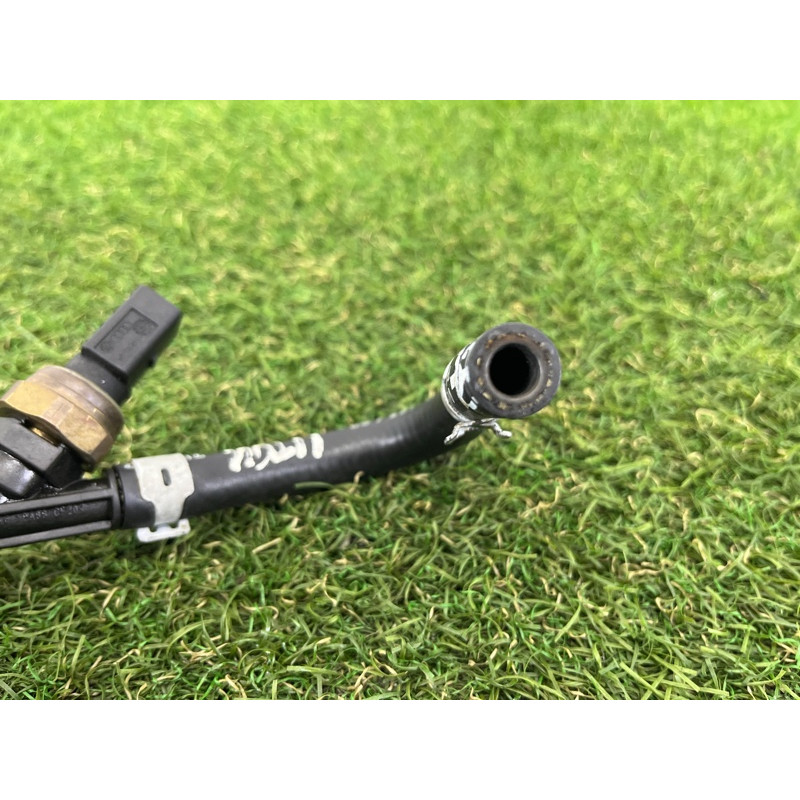 Шланг топливный (топливная система) Volkswagen Touareg NF 2013 3.6 7P6130295D