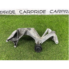 Кронштейн генератора