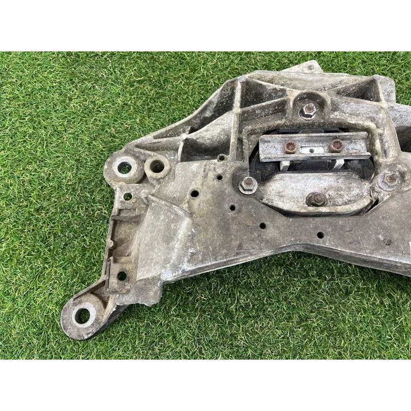 Кронштейн КПП (трансмиссия) AUDI A4 B8 2012 2.0 CAEB 4H0399263L