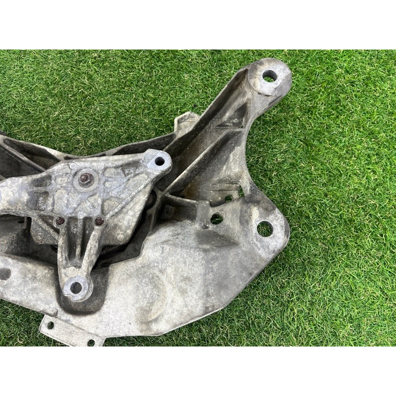 Кронштейн КПП (трансмиссия) AUDI A4 B8 2012 2.0 CAEB 4H0399263L